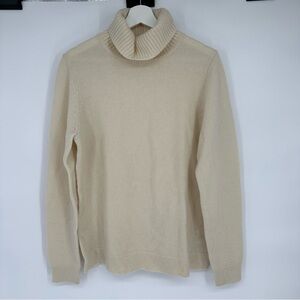 WoolOvers Cream 100% Lambswool Turtleneck Sweater Medium